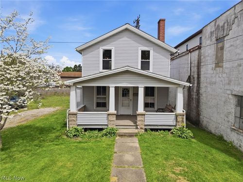 57 W Union St, Geneva, OH, 44041-1543 | Card Image