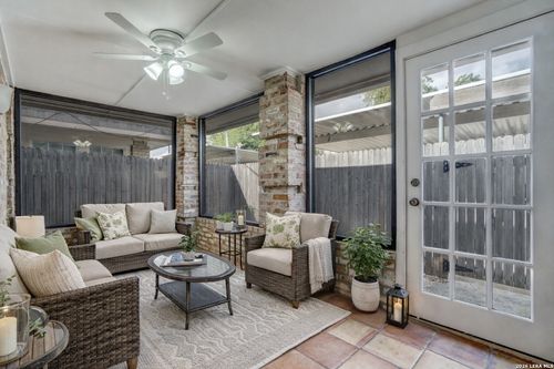 21-122 E Terra Alta Dr, San Antonio, TX, 78209-2778 | Card Image