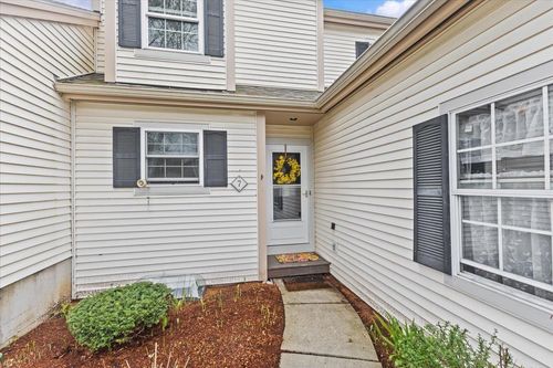 7-7 Cardinal Ln, Essex Junction, VT, 05452-2271 | Card Image