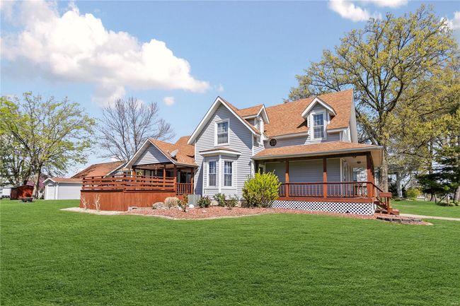 708 N Giddings Ave, House other with 3 bedrooms, 2 bathrooms and 2 parking in Jerseyville IL | Image 8