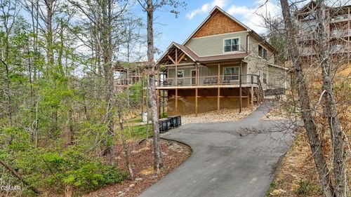 3831 Revetta Cir, Sevierville, TN, 37862 | Card Image