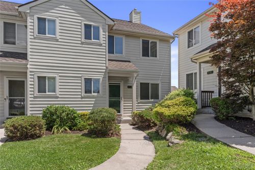 1204 Eagles Ridge Rd, Brewster, NY, 10509-1140 | Card Image