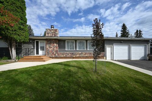 5005 41 Avenue, Athabasca, AB, T9S1J4 | Card Image