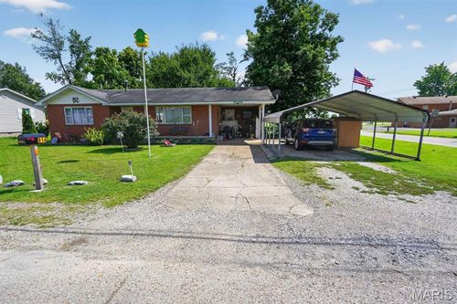 914 Delano St, Poplar Bluff, MO, 63901-7103 | Card Image