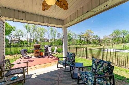 5 Yellow Fox Rd, Greer, SC, 29650-4693 | Card Image