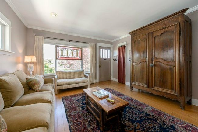 104 E 24 Th Ave, House other with 4 bedrooms, 2 bathrooms and 1 parking in Vancouver BC | Image 4
