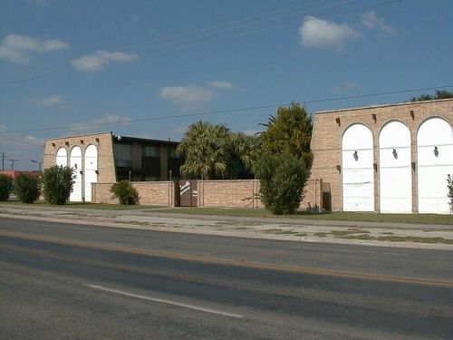 704 W Corral Ave, Kingsville, TX, 78363-3065 | Card Image