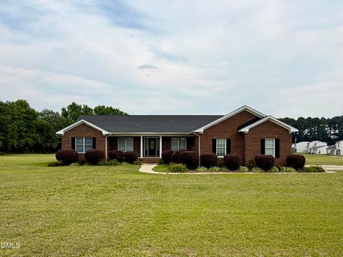 800 Carolina Dr, Dunn, NC, 28334-2600 | Card Image
