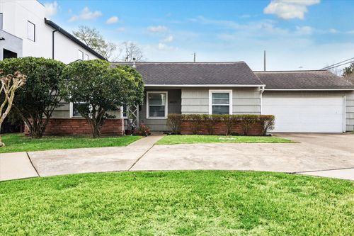 4629 Valerie St, Bellaire, TX, 77401-5819 | Card Image