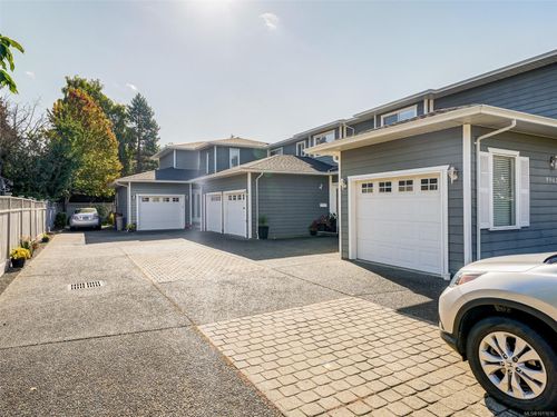 4-9903 Resthaven Dr, Sidney, BC, V8L3E9 | Card Image