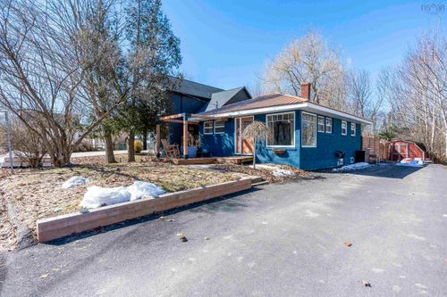 12 Porters Ave, Hantsport, NS, B0P | Card Image