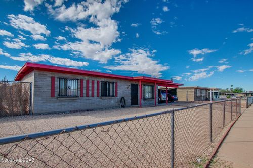 2306 E Walnut Street, Tucson, AZ, 85706 | Card Image
