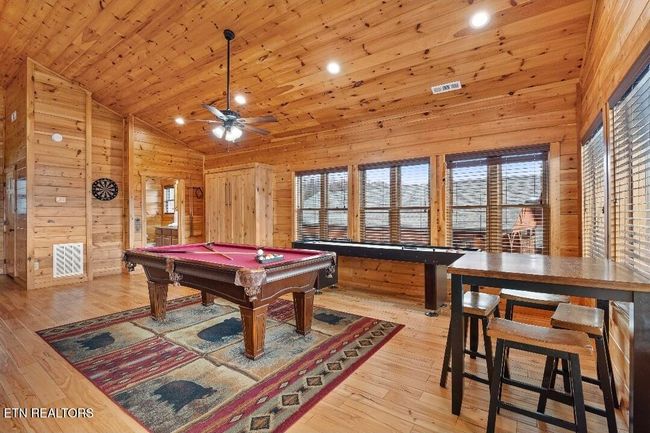 880 Great Smoky Way, House other with 4 bedrooms, 4 bathrooms and null parking in Gatlinburg TN | Image 24