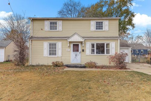 4421 Xenia Ave N, Crystal, MN, 55422-1048 | Card Image