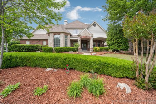 8655 E 103rd St, Tulsa, OK, 74133-6983 | Card Image