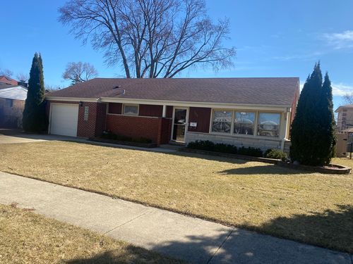 7215 Lyons St, Morton Grove, IL, 60053-1110 | Card Image