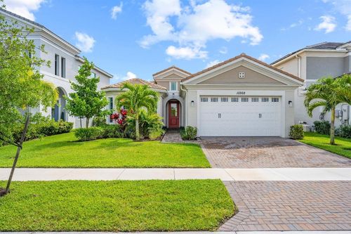 15268 Goldfinch Cir, Westlake, FL, 33470-7011 | Card Image