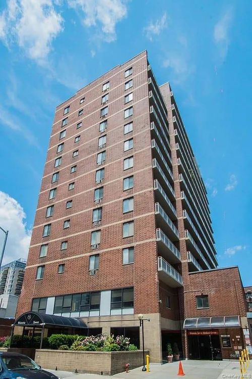 5a-13617 Maple Avenue, New York, NY, 11355 | Card Image