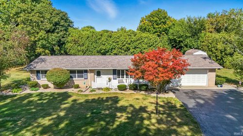 920 Ranch Rd, Bluffton, IN, 46714-2724 | Card Image