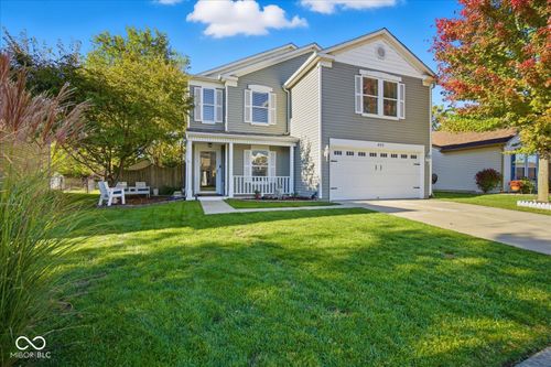 853 Westpointe Dr, Shelbyville, IN, 46176-2463 | Card Image