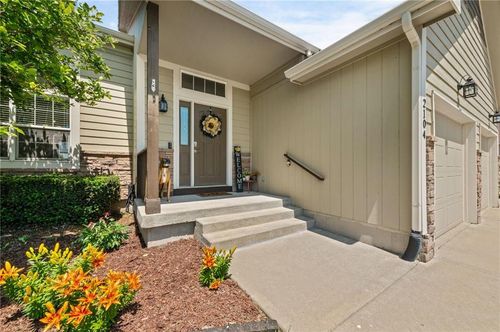 2104 Alder St, Leavenworth, KS, 66048-2496 | Card Image