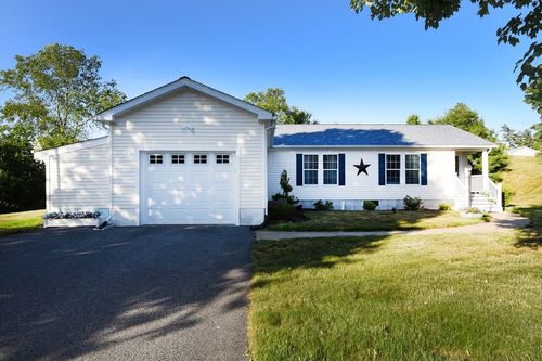 4402 Pheasant Ln, Middleboro, MA, 02346-6392 | Card Image