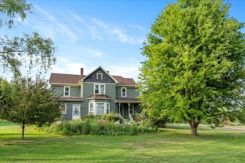 2542 County Road Y, MAYVILLE, WI, 53050-2312 | Card Image