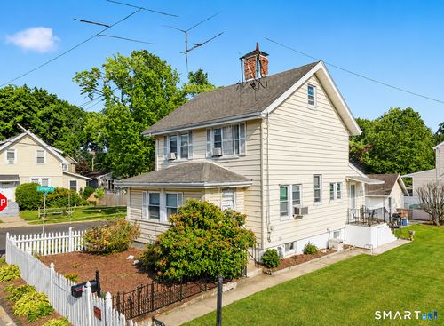 35 Faucett St, Stamford, CT, 06906-2009 | Card Image