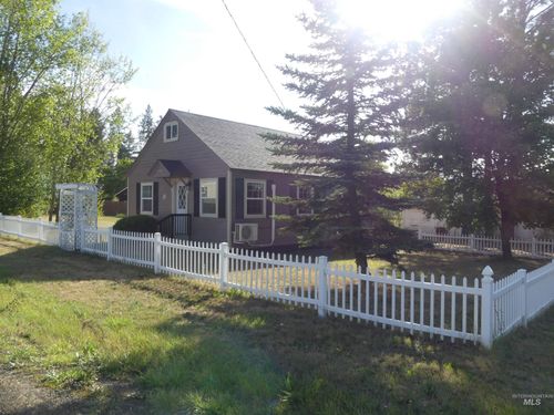 321 Spalding Ave, Winchester, ID, 83555-0033 | Card Image