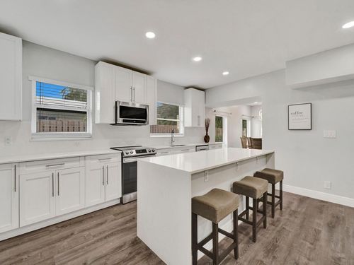 3261 Aqua Vista Dr, Pompano Beach, FL, 33062-6842 | Card Image