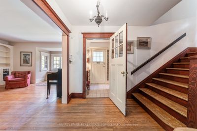 124 Roxborough Dr, House other with 5 bedrooms, 3 bathrooms and 2 parking in Toronto ON | Image 2