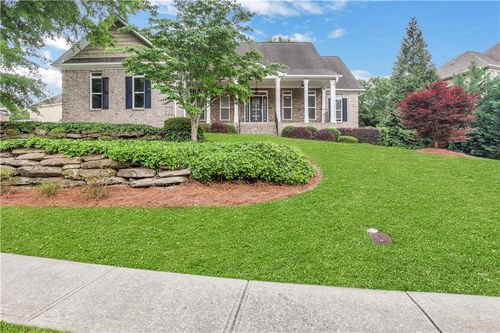 910 Windsor Creek Dr, Grayson, GA, 30017-4945 | Card Image