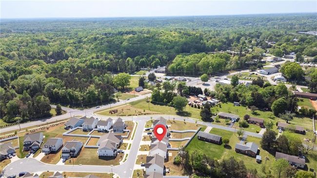 105 Centerpiece Dr, House other with 4 bedrooms, 3 bathrooms and null parking in High Point NC | Image 42
