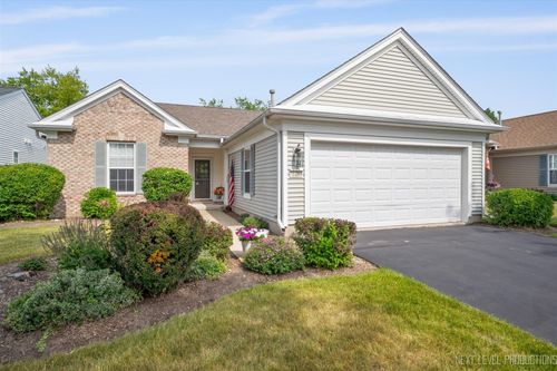 11298 Maplewood Ave, Huntley, IL, 60142-7790 | Card Image