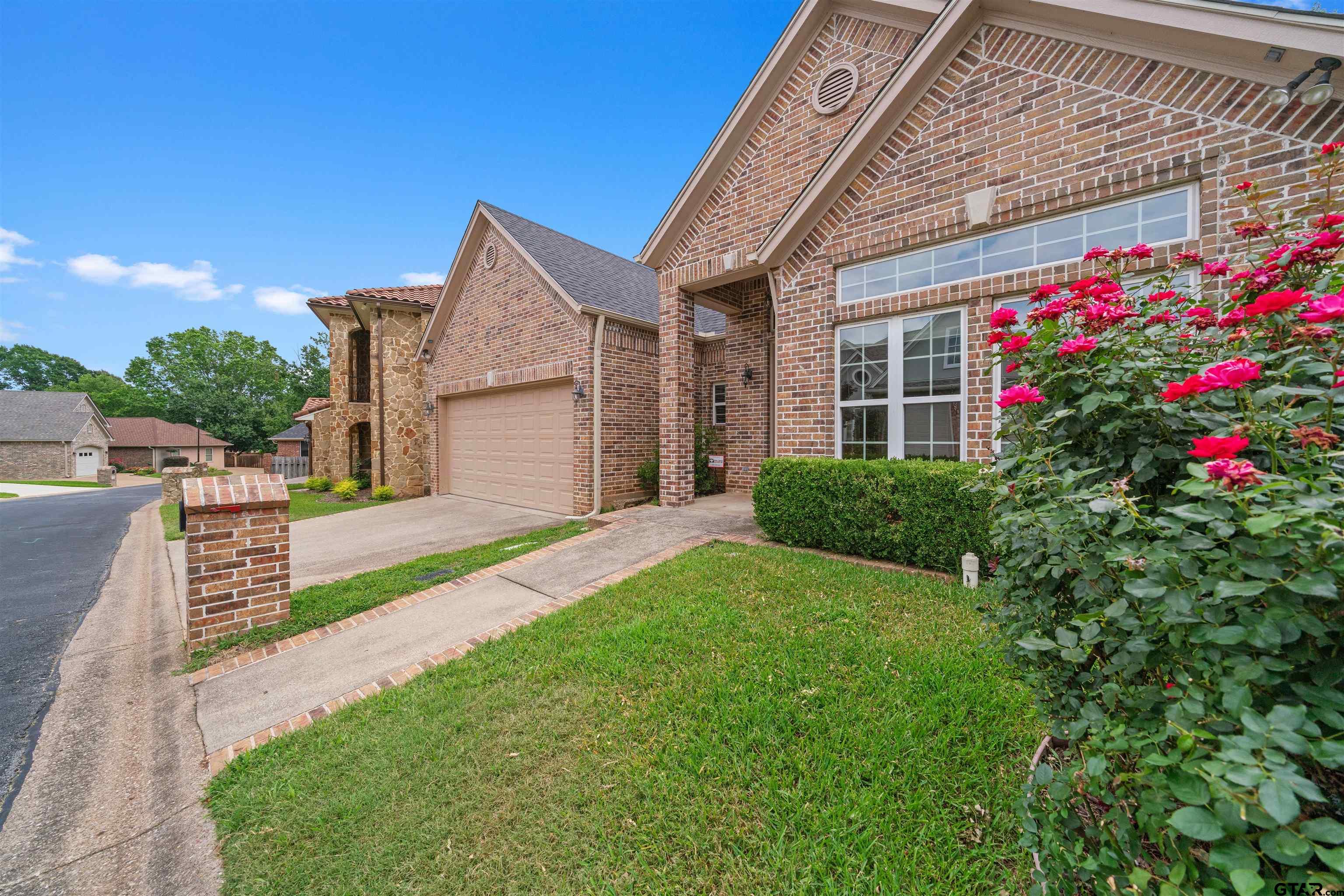 Holly Square Ct, Tyler, TX 75703