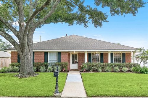 20 Melrose Dr, Destrehan, LA, 70047-2007 | Card Image