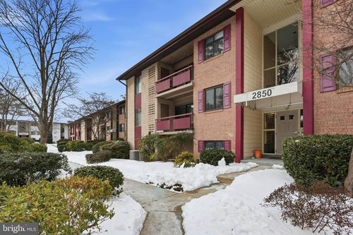 apt-201-2850 Dover Ln, FALLS CHURCH, VA, 22042-2827 | Card Image