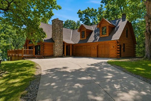 5633 Contour Road, WATERFORD, WI, 53185 | Card Image