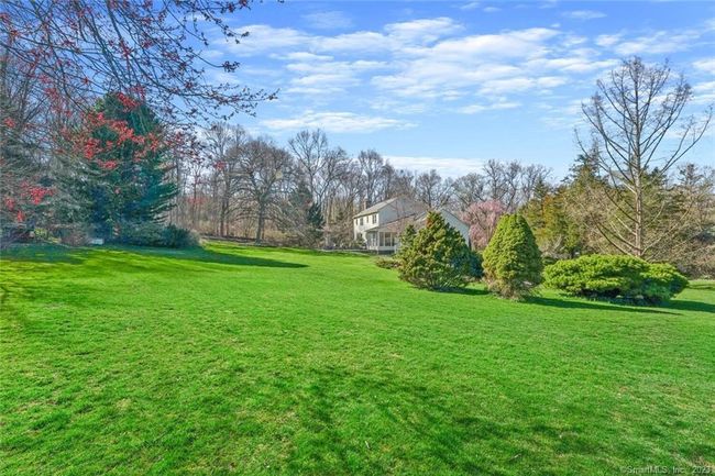 5 Holly Pl, House other with 4 bedrooms, 3 bathrooms and null parking in Wilton CT | Image 39