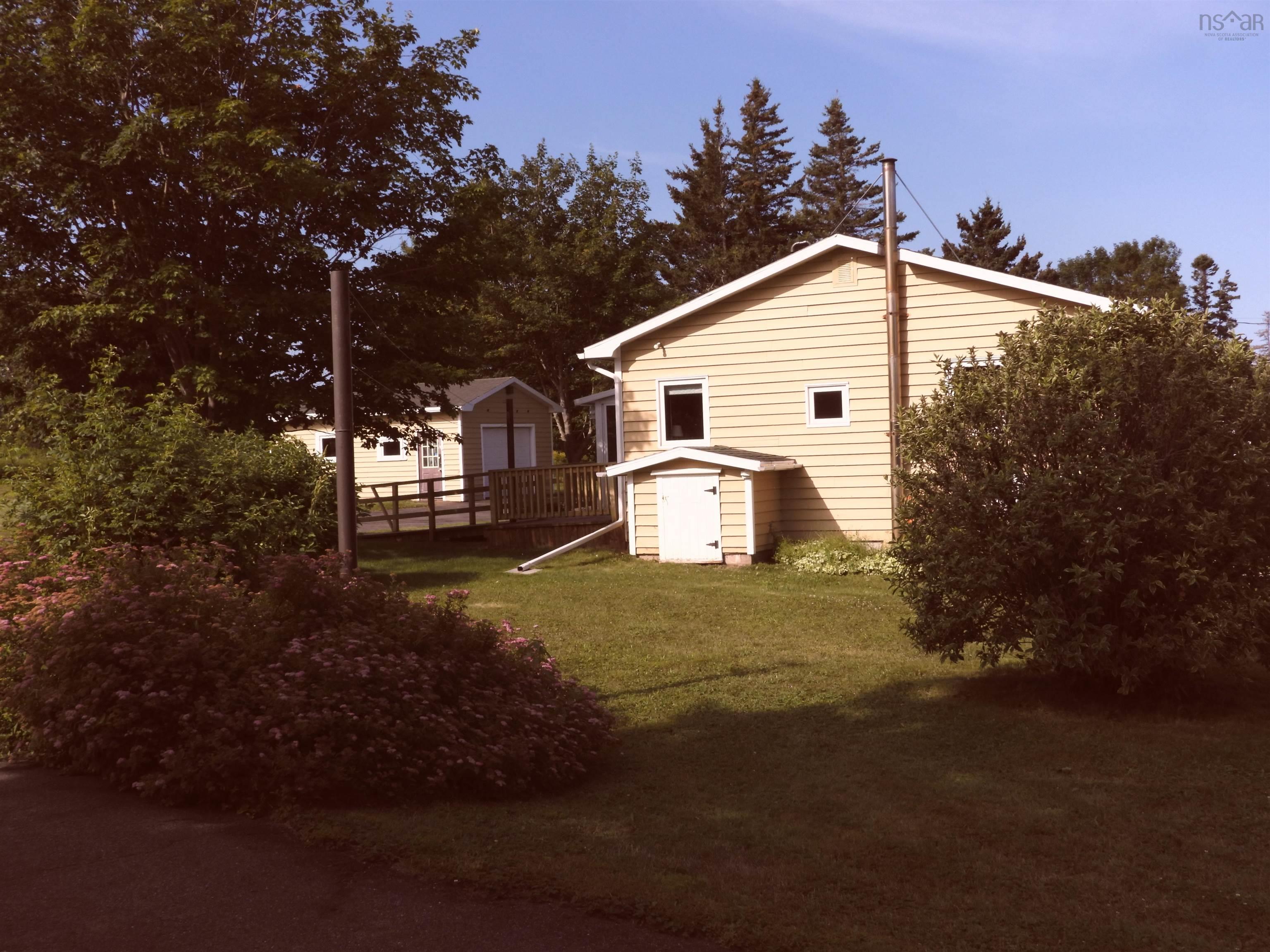 Residential in East Margaretsville 4