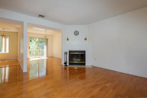 unit-2-68 Virginia Ave, Danbury, CT, 06810-5763 | Card Image