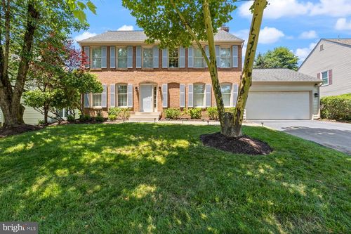 1020 Willowleaf Way, Potomac, MD, 20854-2936 | Card Image