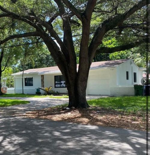 13236 Ne 4th Ave, North Miami, FL, 33161-3910 | Card Image