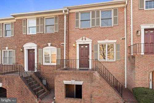 1454 N Quinn St, Arlington, VA, 22209-2957 | Card Image