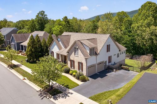 6586 Welbourne Ln, CROZET, VA, 22932-3398 | Card Image