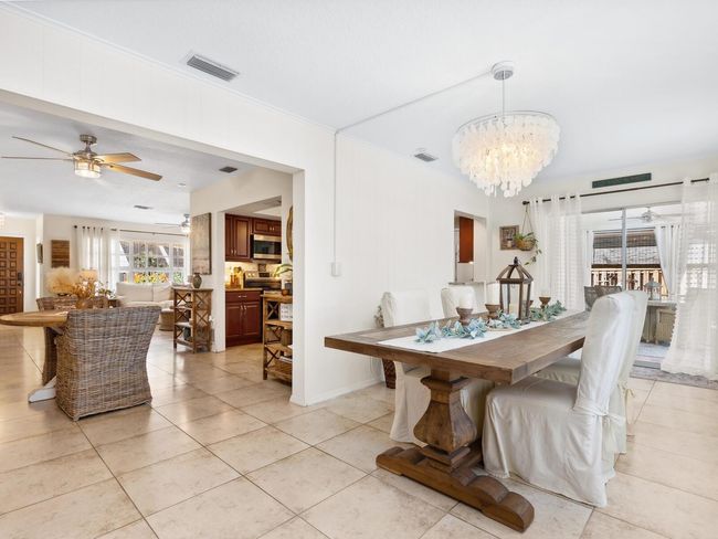 7460 Dickens Dr, House other with 3 bedrooms, 2 bathrooms and null parking in SARASOTA FL | Image 19