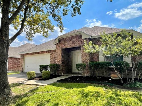 5325 Comanche Wells Dr, Mckinney, TX, 75071-7701 | Card Image