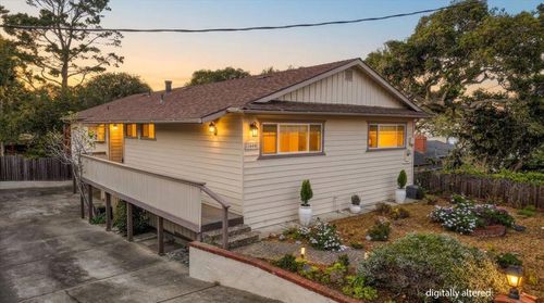 1694 Prescott Ave, Monterey, CA, 93940-1604 | Card Image