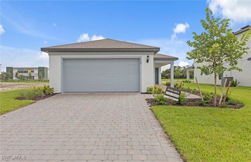 608 Lakeside Oasis Ln, LEHIGH ACRES, FL, 33936 | Card Image