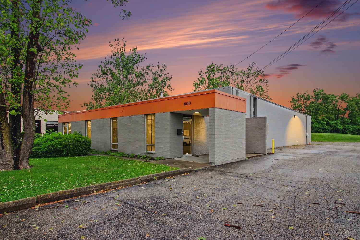 Commercial Sale in Forest Park
